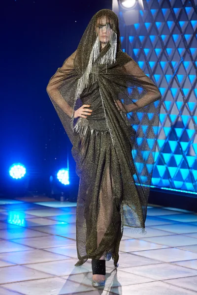 Look 26